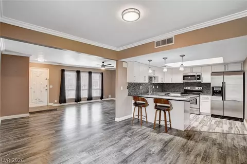 3768 Pilgrim St, Las Vegas, NV 89121