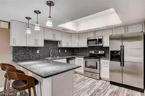 3768 Pilgrim St, Las Vegas, NV 89121