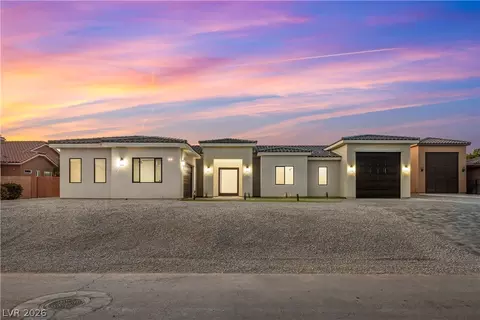 4700 Parkwood Dr, Pahrump, NV 89061