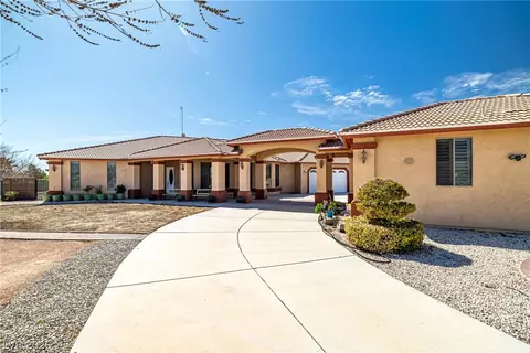 671 W Hickory St, Pahrump, NV 89048