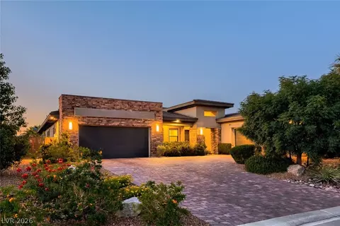 8494 Wolf Mountain Ct, Las Vegas, NV 89129
