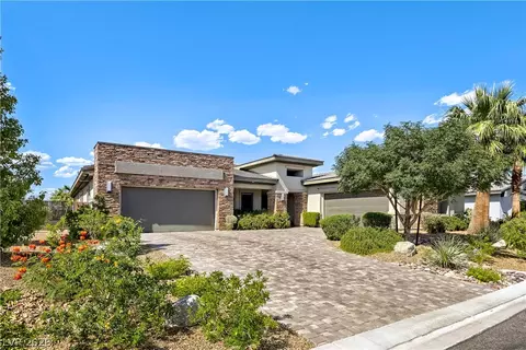 8494 Wolf Mountain Ct, Las Vegas, NV 89129