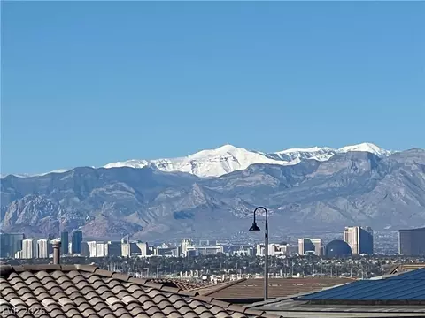 718 Purple Knoll Walk, Henderson, NV 89011