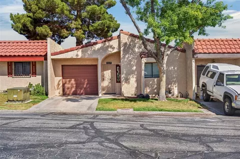 5519 Hobble Creek Dr, Las Vegas, NV 89120