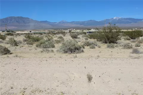 921 N Delta St, Pahrump, NV 89060