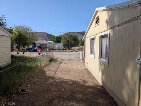 Exterior - 107 Rowan Dr, Caliente, NV 89008 photo 5 of 6