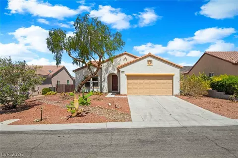 2250 Sandstone Cliffs Dr, Henderson, NV 89044