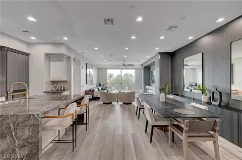 9101 Alta Dr #11, Las Vegas, NV 89145