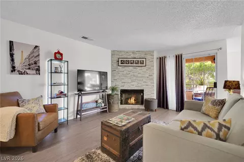 2200 S Fort Apache Rd #2221, Las Vegas, NV 89117