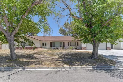 4204 Woodcrest Rd, Las Vegas, NV 89121
