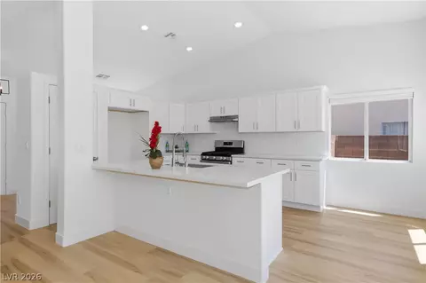 525 Rancho Del Mar Way, North Las Vegas, NV 89031