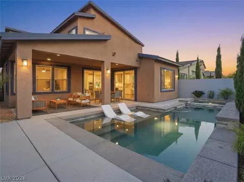 9725 Starlight Ridge Ave, Las Vegas, NV 89148