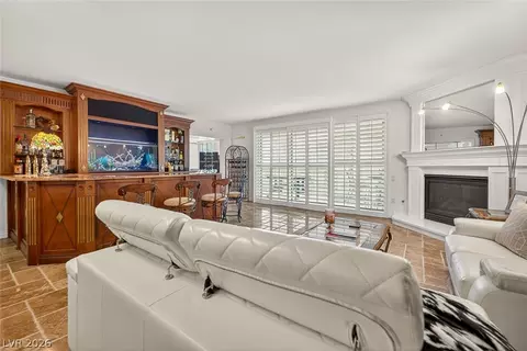 2747 Paradise Rd #501, Las Vegas, NV 89109