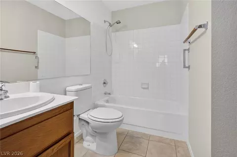 Bath - 2241 Highpointe Dr #101, Laughlin, NV 89029 photo 1 of 3