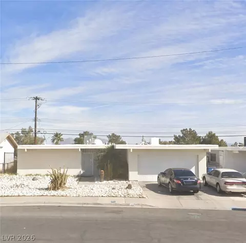 313 Falcon Ln, Las Vegas, NV 89107