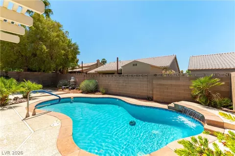 8251 Coyado St, Las Vegas, NV 89123