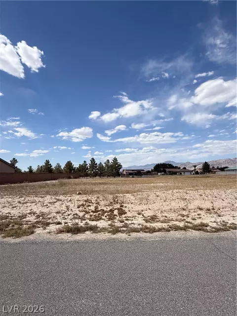 5280 E Chasemoor St, Pahrump, NV 89061