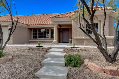 9800 Rosamond Dr, Las Vegas, NV 89134