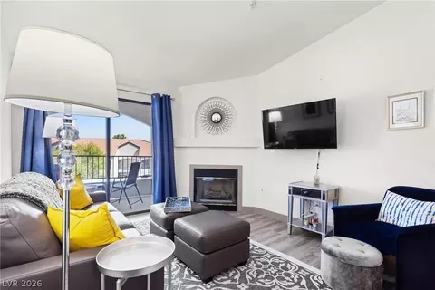 950 Seven Hills Dr #2021, Henderson, NV 89052