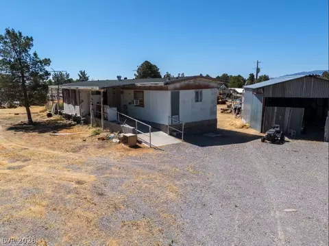 1301 E Manse Rd, Pahrump, NV 89048