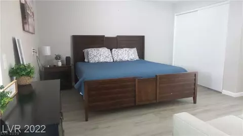 521 N 10th St, Las Vegas, NV 89101