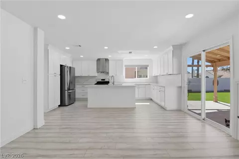 9537 Wooden Pier Way, Las Vegas, NV 89117