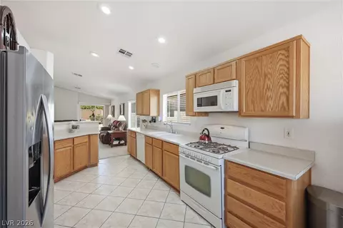 5329 Manor Stone St, North Las Vegas, NV 89081