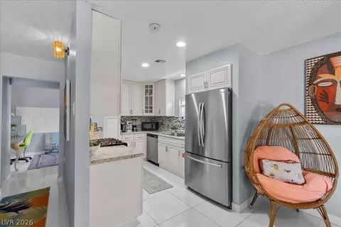 5333 Longridge Ave, Las Vegas, NV 89146