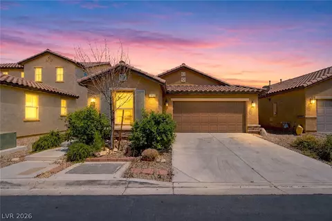 7852 Hamilton Pool Dr, Las Vegas, NV 89113