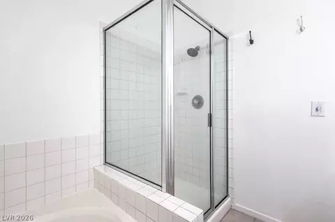 Bath - 2201 Ramsgate Dr #1017, Henderson, NV 89074 photo 3 of 3