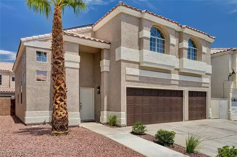 8104 Rio De Janeiro Dr, Las Vegas, NV 89128