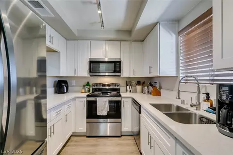 1784 Jupiter Ct #B, Las Vegas, NV 89119