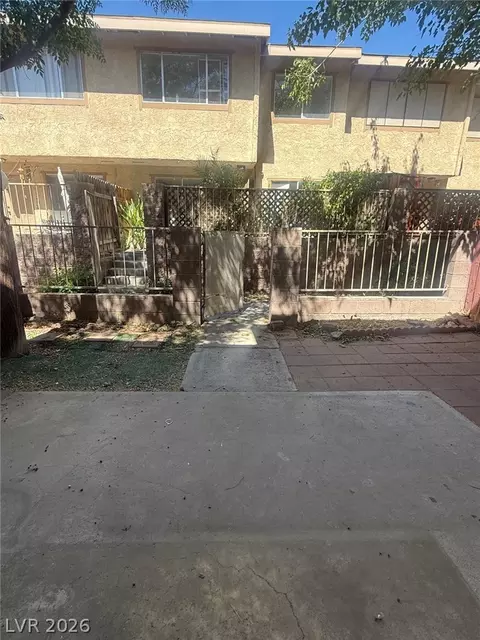 2256 Tall Pine Dr, Las Vegas, NV 89108