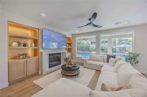11678 Bradford Commons Dr, Las Vegas, NV 89135
