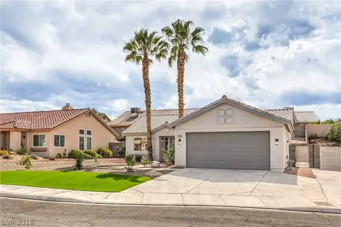 7413 Red Eagle St, Las Vegas, NV 89131