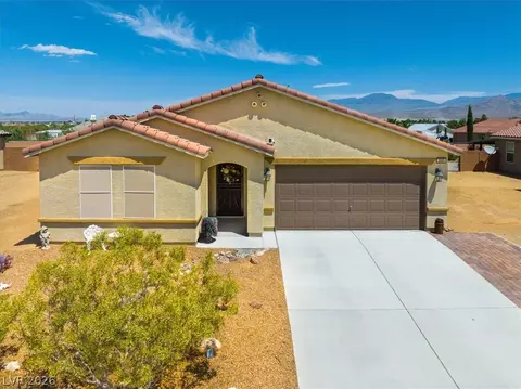 3806 E Gunnison Ave, Pahrump, NV 89061