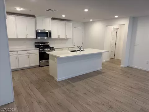9652 Axel Falls Ave, Las Vegas, NV 89143