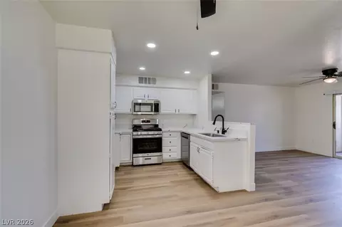 5710 E Tropicana Ave #1225, Las Vegas, NV 89122