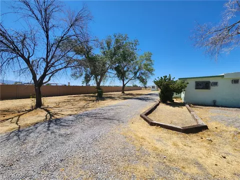 1111 W Hardy Ln, Pahrump, NV 89048