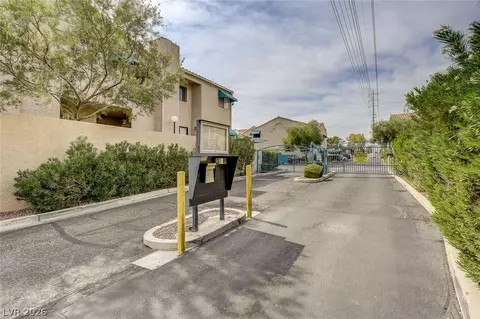 4420 Woodpine Dr #103, Las Vegas, NV 89119