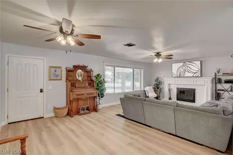 Living - 3765 Berkeley St, Logandale, NV 89021 photo 3 of 6