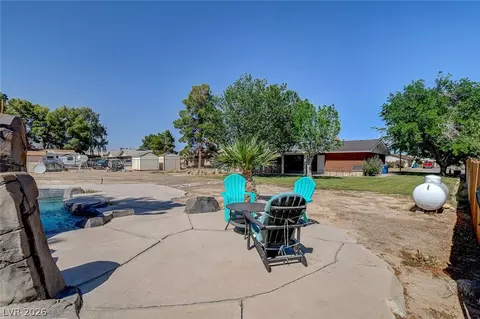 Exterior - 3765 Berkeley St, Logandale, NV 89021 photo 16 of 24