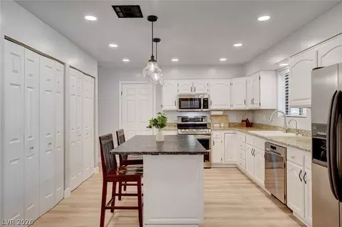 Kitchen - 3765 Berkeley St, Logandale, NV 89021 photo 3 of 5
