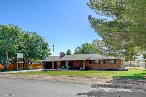 Exterior - 3765 Berkeley St, Logandale, NV 89021 photo 2 of 24
