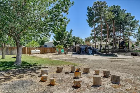 Exterior - 3765 Berkeley St, Logandale, NV 89021 photo 11 of 24