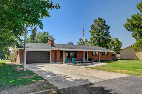 Exterior - 3765 Berkeley St, Logandale, NV 89021 photo 4 of 24