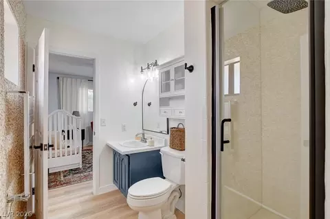 Bath - 3765 Berkeley St, Logandale, NV 89021 photo 5 of 5