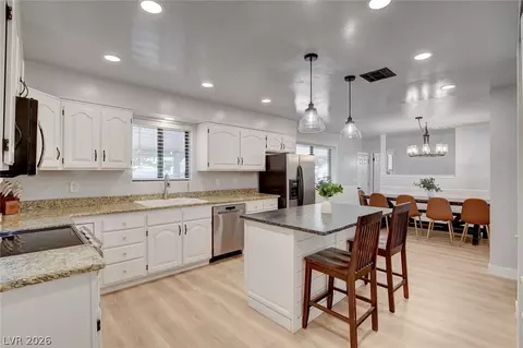 Kitchen - 3765 Berkeley St, Logandale, NV 89021 photo 5 of 5
