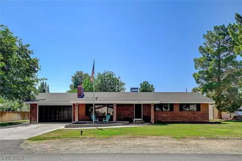 Exterior - 3765 Berkeley St, Logandale, NV 89021 photo 3 of 24