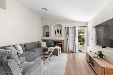3748 Alliance St, Las Vegas, NV 89129